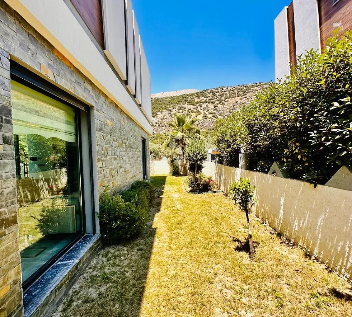 Luxury Villa Swan 5 With Private Pool Kusadası
