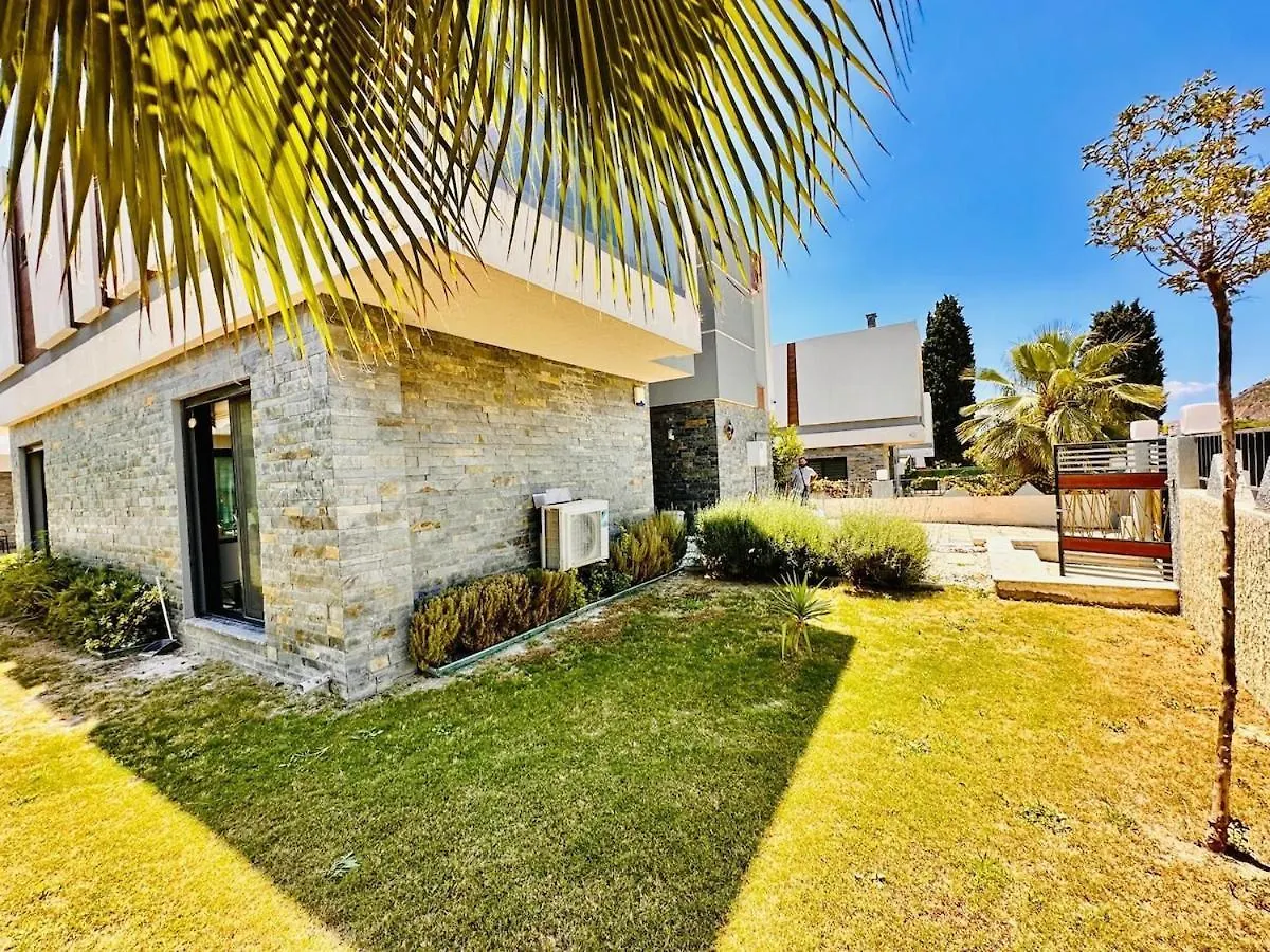Luxury Villa Swan 5 With Private Pool 库萨达斯