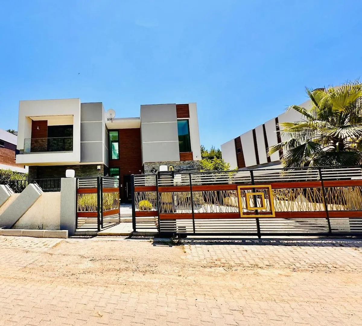 Luxury Villa Swan 5 With Private Pool Kusadasi